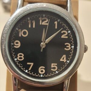 Calvin Hill Silver/Black Leather Women's Watch